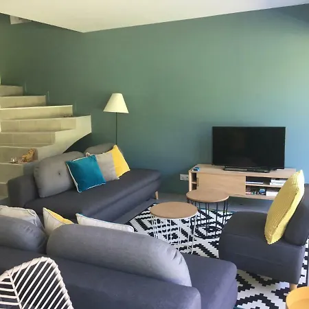 Apartment Duplex Proche